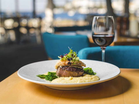 Aqua Restaurant - Accommodation Redcliffe 0