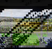 Black Swan Winery and Restaurant - Accommodation Redcliffe