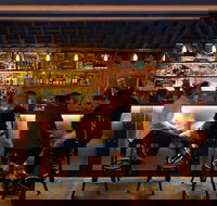 Cru Wine Bar - Accommodation Redcliffe