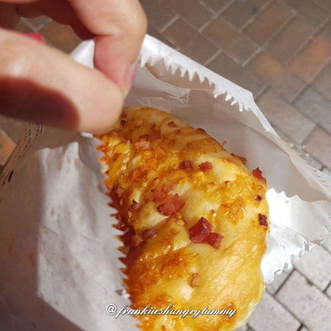Lo Banh Mi Bon Heng - Accommodation Redcliffe 0