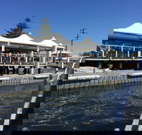 Tea Gardens Boatshed - Accommodation Redcliffe