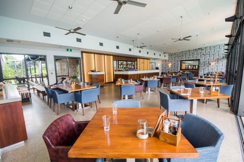 Cove - Accommodation Redcliffe 1