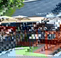 Lokal  Co - Accommodation Redcliffe