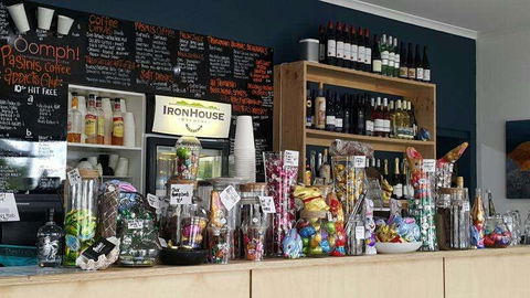 Pasini's - Accommodation Redcliffe 1