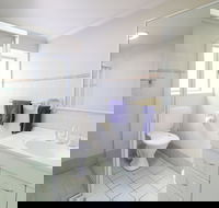 Caf Harmony Espresso Bar - Accommodation Redcliffe