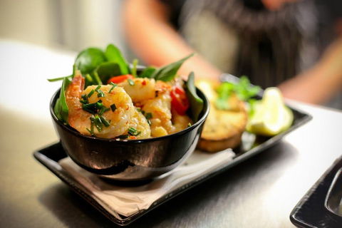 Milan Restaurant On Main - Accommodation Redcliffe 0