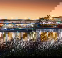 Renmark Club - Accommodation Redcliffe