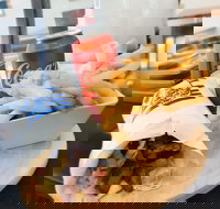 Belvedere Charcoal Chicken - Accommodation Redcliffe