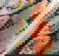 Tong Tong Sushi - Accommodation Redcliffe