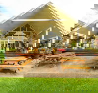 Flametree Wines - Accommodation Redcliffe