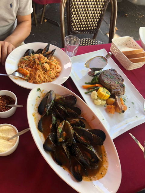 Piccolo Mondo - Accommodation Redcliffe 0