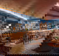 The Canberra Wine House - Accommodation Redcliffe