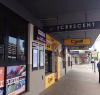 The Crescent Hotel - Accommodation Redcliffe