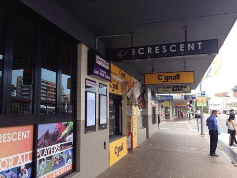 The Crescent Hotel - Accommodation Redcliffe 0