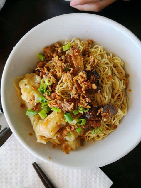 Two Hand Noodle Shop - Accommodation Redcliffe 0