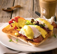 The Coffee Club - Glenmore Park - Accommodation Redcliffe