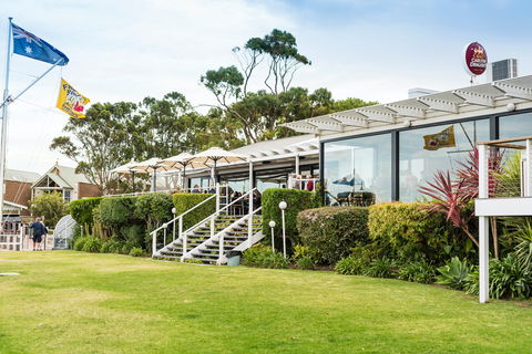 Metung Hotel - Accommodation Redcliffe 0