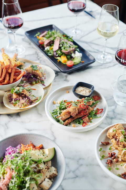 Hotel Sorrento Restaurant - Accommodation Redcliffe 0