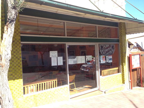 Ivan & Lizzie's - Accommodation Redcliffe 0
