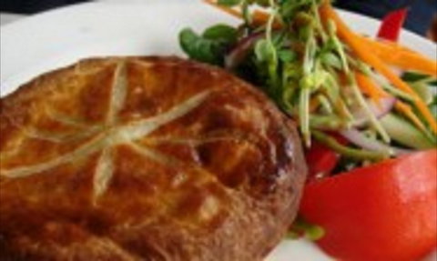 Cafe Creme Della Creme Continental Patisserie - Accommodation Redcliffe 0