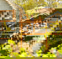 Lake Breeze Wines - Accommodation Redcliffe