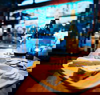 Laura St Seafood - Accommodation Redcliffe