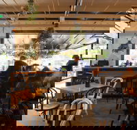 Double Shot - Accommodation Redcliffe