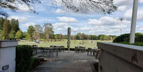 Tee's Clubhouse - Accommodation Redcliffe 0