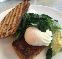 Cafe Lola - Accommodation Redcliffe