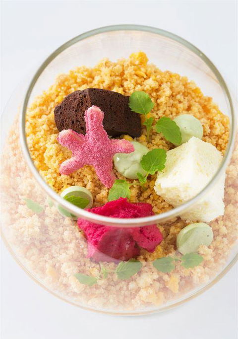 Linq Bar Restaurant - Accommodation Redcliffe 13