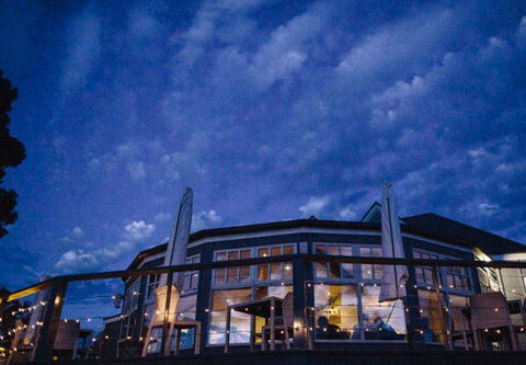 Linq Bar Restaurant - Accommodation Redcliffe 16