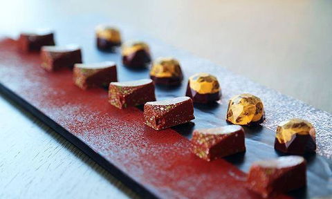 St James Hotel Restaurant - Accommodation Redcliffe 17