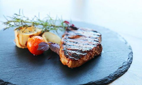 St James Hotel Restaurant - Accommodation Redcliffe 20