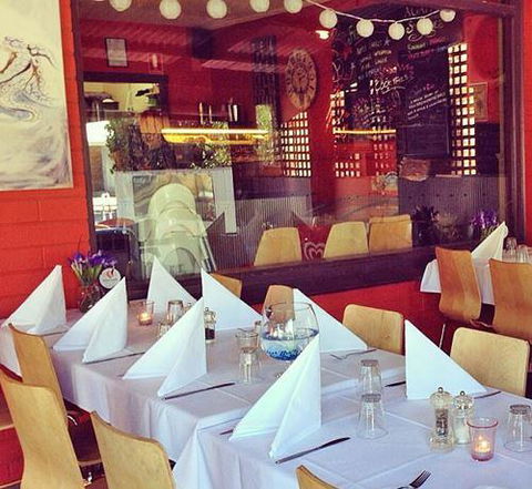 Agatha's Licensed Cafe - Accommodation Redcliffe 14