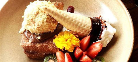 Agatha's Licensed Cafe - Accommodation Redcliffe 3