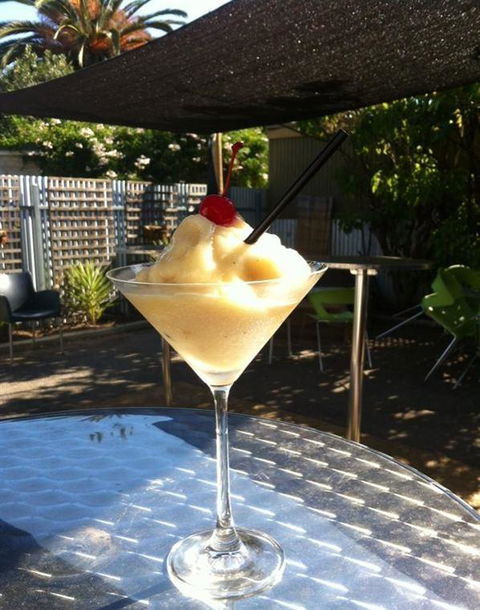 Mischief And Mayhem Wine Lounge - Accommodation Redcliffe 9