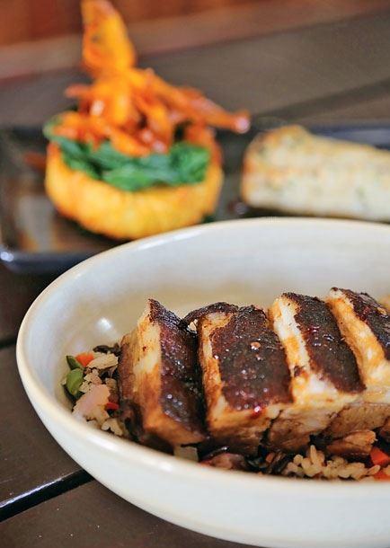 Tradewinds Bar & Bistro - Accommodation Redcliffe 7