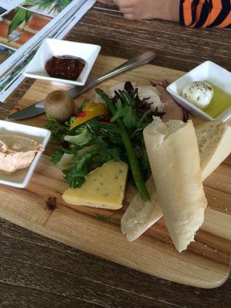 Eat Live Fresh - Accommodation Redcliffe 0