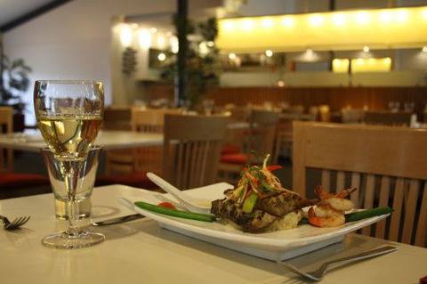 Barra On Todd Restaurant And Bar - Accommodation Redcliffe 3