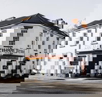 Clarendon Arms Hotel - Accommodation Redcliffe