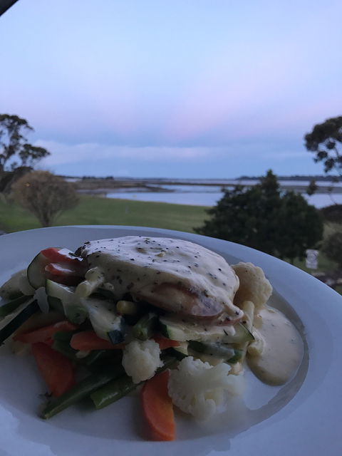 Bay Bar & Bistro - Accommodation Redcliffe 1