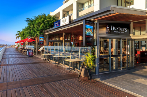 Dundee’s Restaurant On The Waterfront - Accommodation Redcliffe 6