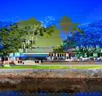Tea Gardens HotelMotel - Accommodation Redcliffe