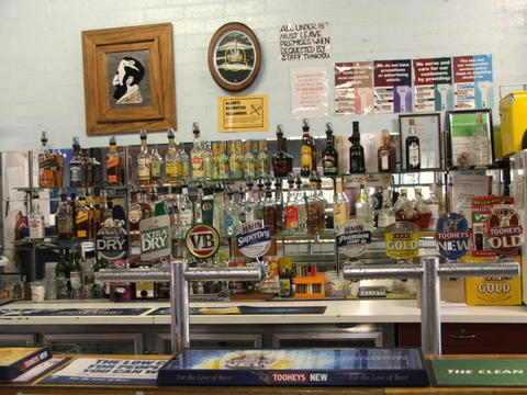 Old Bar Tavern - Accommodation Redcliffe 2