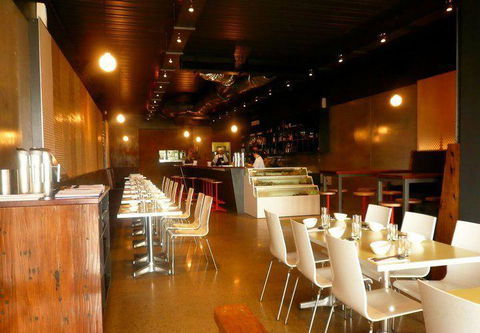 Barzaar - Accommodation Redcliffe 9