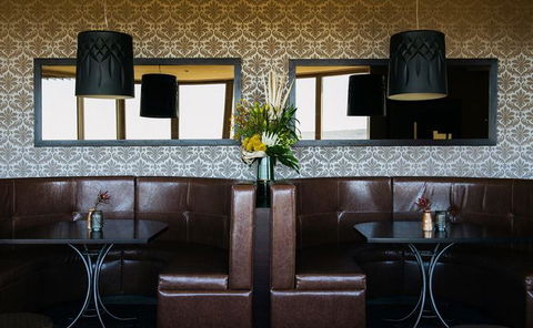 Skyline Restaurant - Accommodation Redcliffe 2