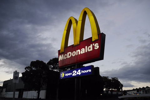 McDonald's - Accommodation Redcliffe 0