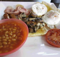Molly's Great Food Cafe - Accommodation Redcliffe