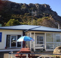 Nut Rock Cafe - Accommodation Redcliffe