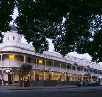 Ball  Chain - Accommodation Redcliffe